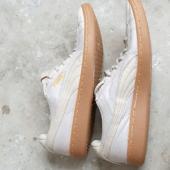 Puma Vikky Spice Sneakers (8.5) - Picture 5 of 11